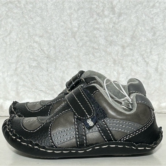 Koala Kids Black/Grey Strap Slip On Walker Shoes Size US 5 NWT - Picture 2 of 10